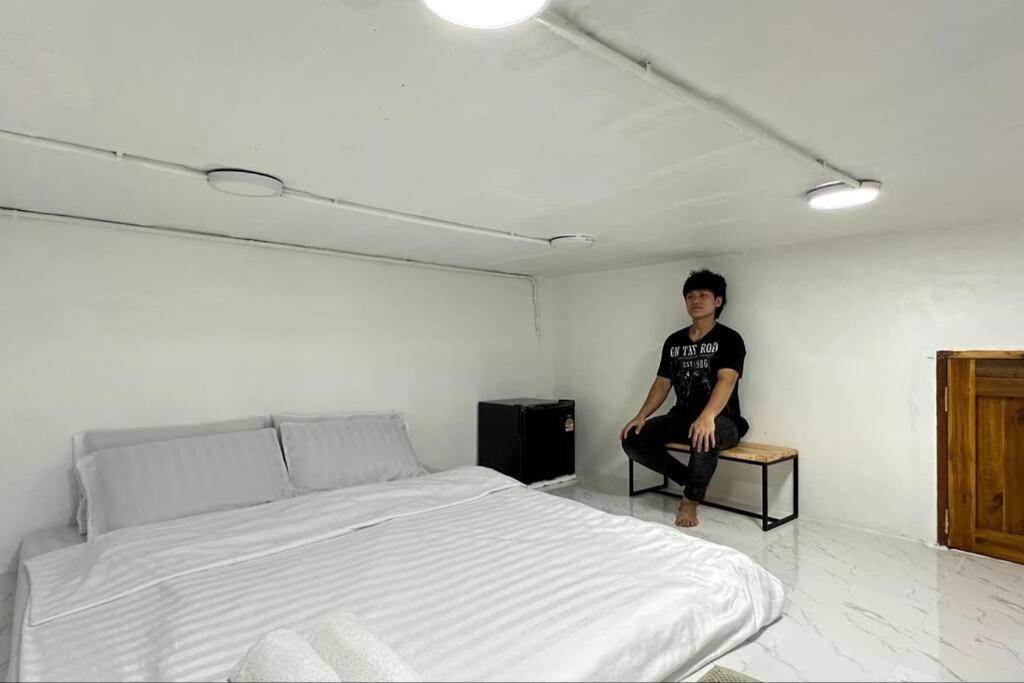 방콕 Megun Capsule 150 Cm 아파트 외부 사진